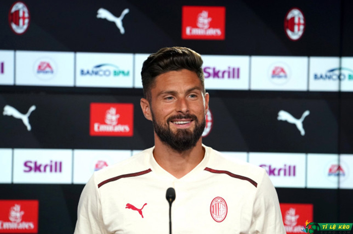 Olivier Giroud cho AC Milan