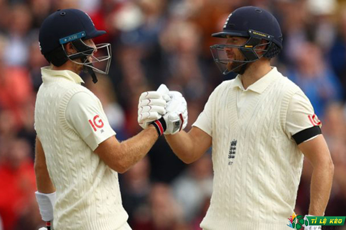 Joe Root & Dawid Malan