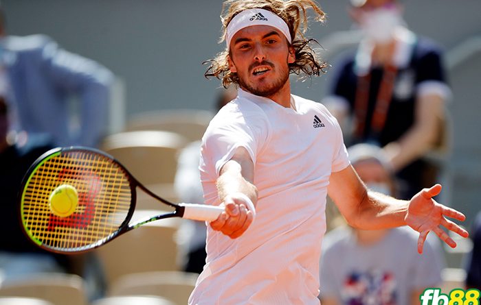 Daniil Medvedev và Stefanos Tsitsipas