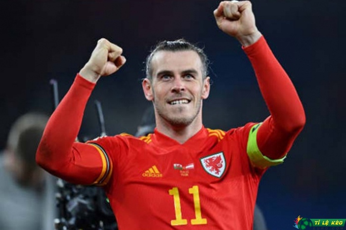 Gareth Bale nỗ lực tiến gần World Cup 2022