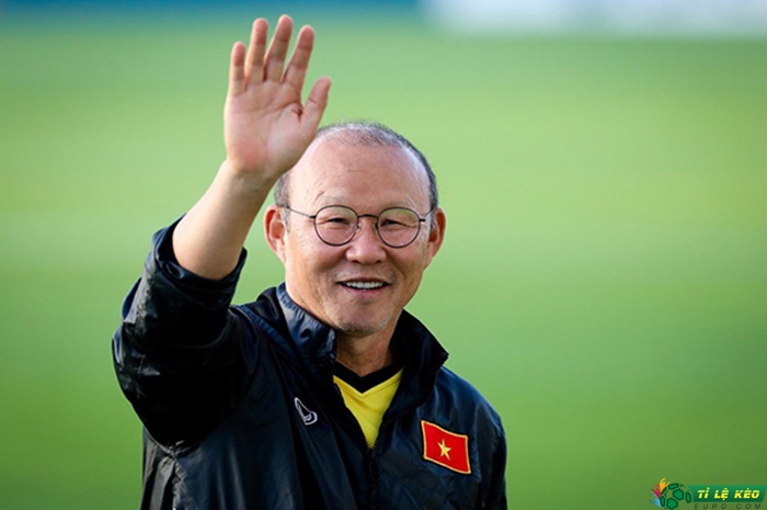Thầy Park "gà bài" cho Tuấn Anh