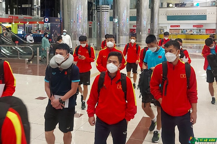 Thầy Hàn sang Dubai 'ra mắt' U23 Việt Nam