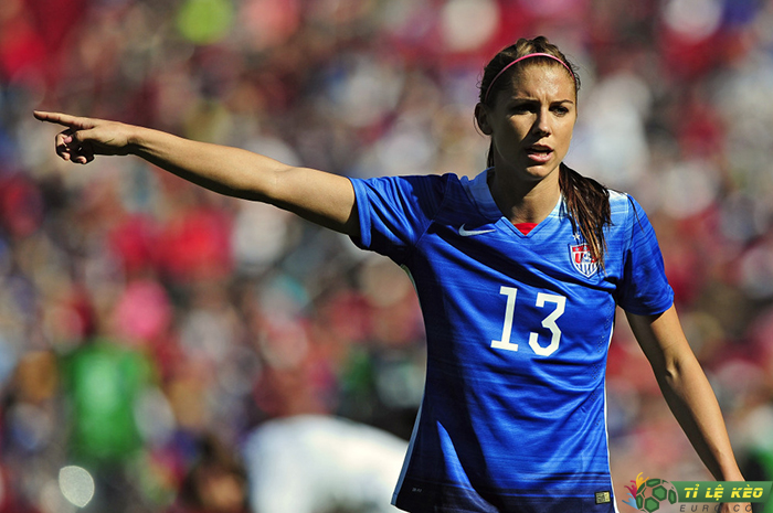 Alex Morgan giúp Mỹ